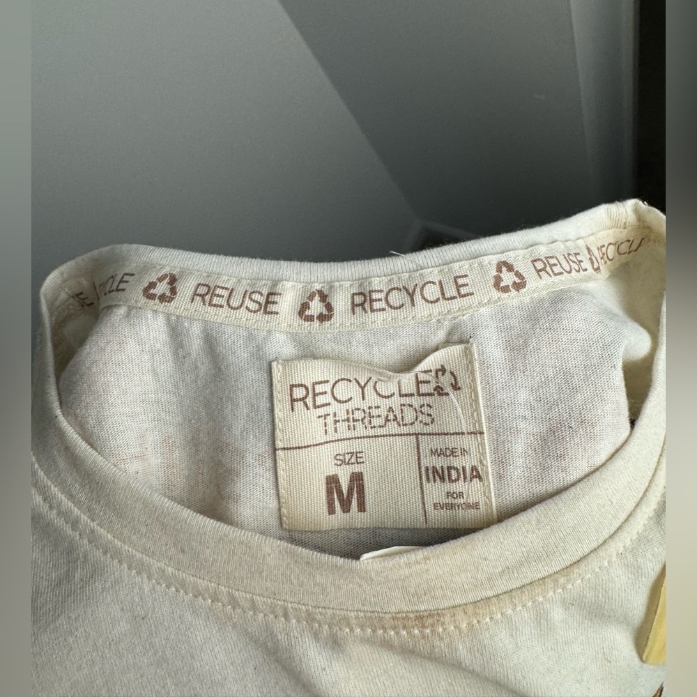 Nashville print, Women's Cream T-shirt (new with tag) - Picture 7 of 7